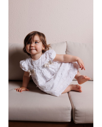 ABITO BIANCO CON FIOCCHI